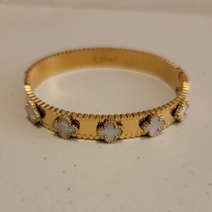 Elegant Gold and White Women's Bracelet
